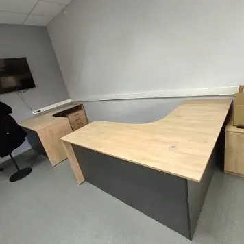 Стол в кабинет Стол в кабинет stol-v-kabinet-3