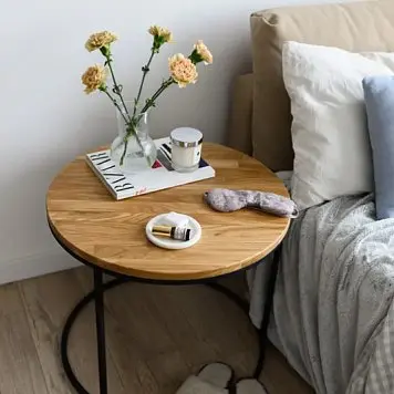 Анонс Журнальный столик круглый, массив дуба бежевый/дерево/черный zhurnalnyy-stolik-kruglyy-mass-beg-derevo-chern