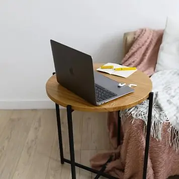 Анонс Журнальный столик круглый, массив дуба черный/натуральный/дерево zhurnalnyy-stolik-kruglyy-mass-chern-der